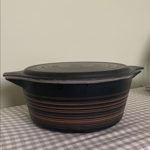 Pyrex terra casserole - vintage Pyrex - near mint condition. 471   - Picture 1 of 4